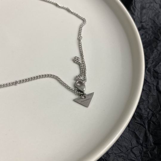 Prada necklace 05lyh29